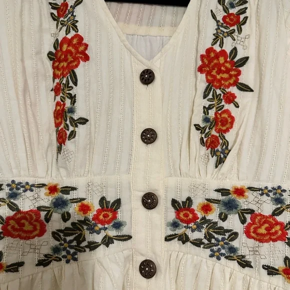 Roolee embroidered floral dress - Picture 5 of 9